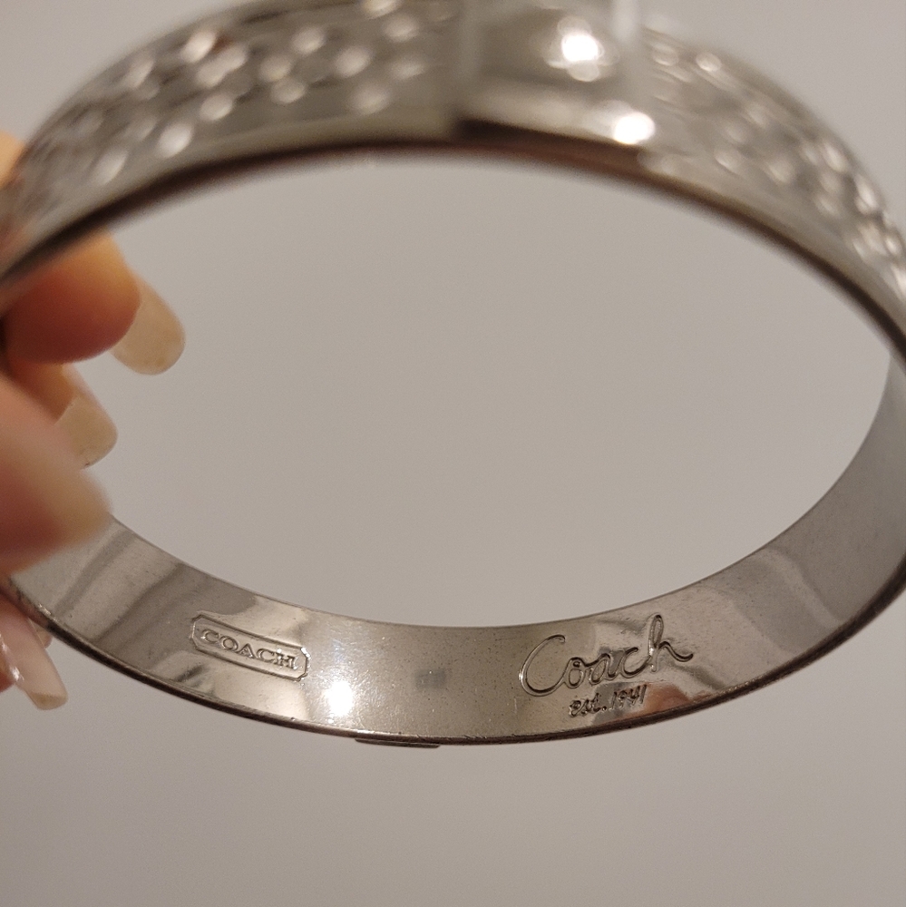 Coach braclet - Picture 2 of 3